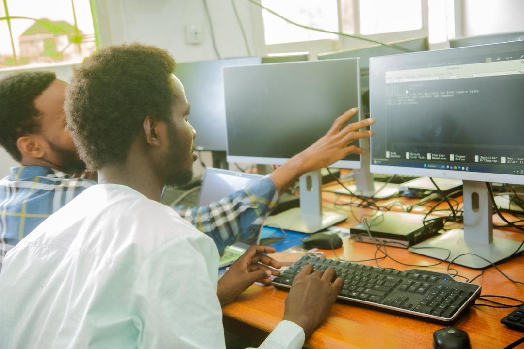 Jeunes diplômés chez Mahrasoft